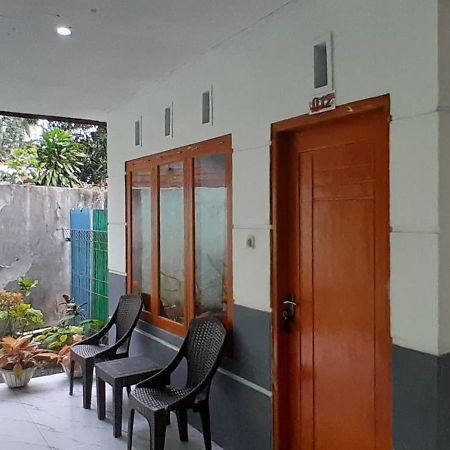 Renny'S Tangkoko Safety Stop Bitung Eksteriør bilde